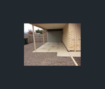 Charming 3-Bedroom Home in an Excellent Location - Photo 1