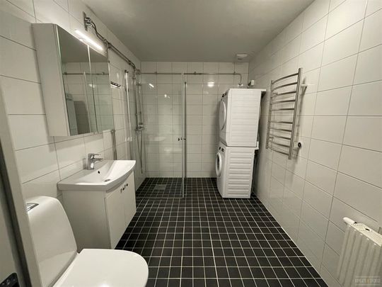 Karl Hovbergsgatan 39 C - Foto 1