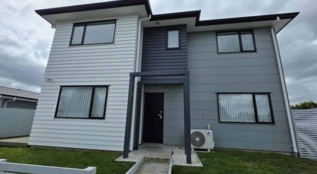 3BR Townhouse in Glenview near the hospital - Photo 3