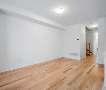 For Lease - 901 DOURO Street, Stratford, Ontario - Photo 1