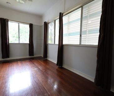 Available Now / Short Term Tenancy Available! - Photo 3