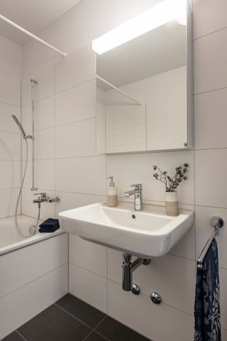 3.5 Zimmer, 94 m², 1. Stock - Photo 3