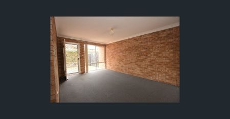 2 BEDROOM TOWNHOUSE - Photo 2