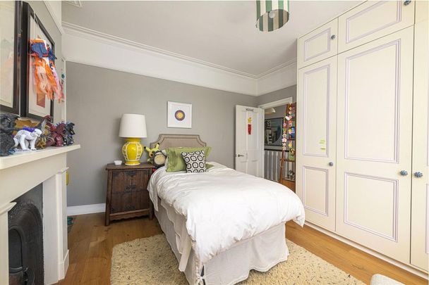 4 bedroom semi-detached house to rent - Photo 1