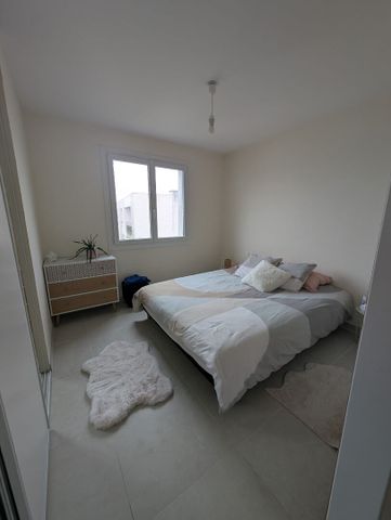 Location Appartement 2 pièces 59m² - Photo 3