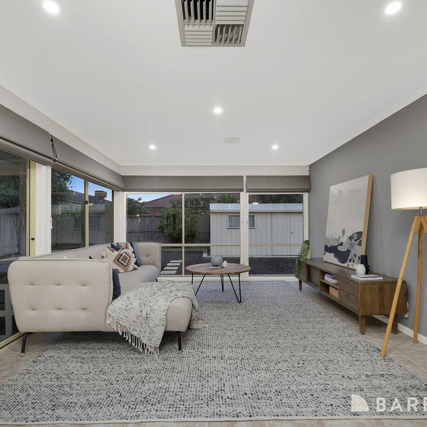 Experience the Best of Botanica Park Estate Living; - Photo 1