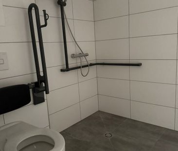 Neu sanierte, modernisierte 2-Zimmer-Wohnung mit Balkon - Foto 2