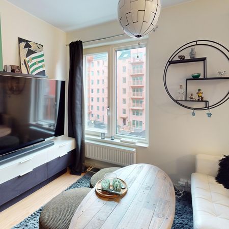 Orrestaslingan 28, Stockholm - Photo 3