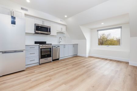For Lease - 1502 Dufferin Street Unit# 3rd Flr, Toronto, Ontario - Photo 4
