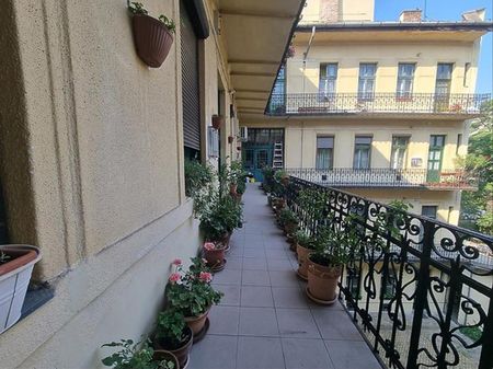Kiadó jó állapotú lakás - Budapest I. kerület - Fotó 4