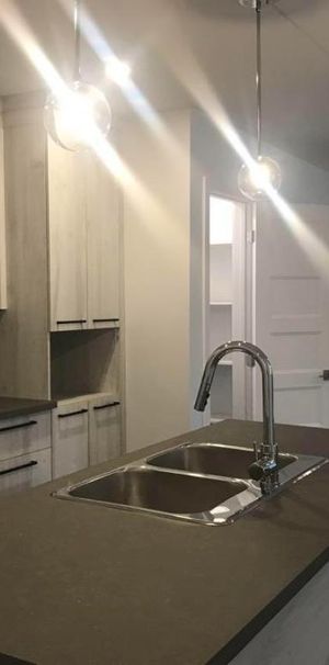 Appartement 4 et demi de style condo/ 2 bedroom apartment for Rent - Photo 1