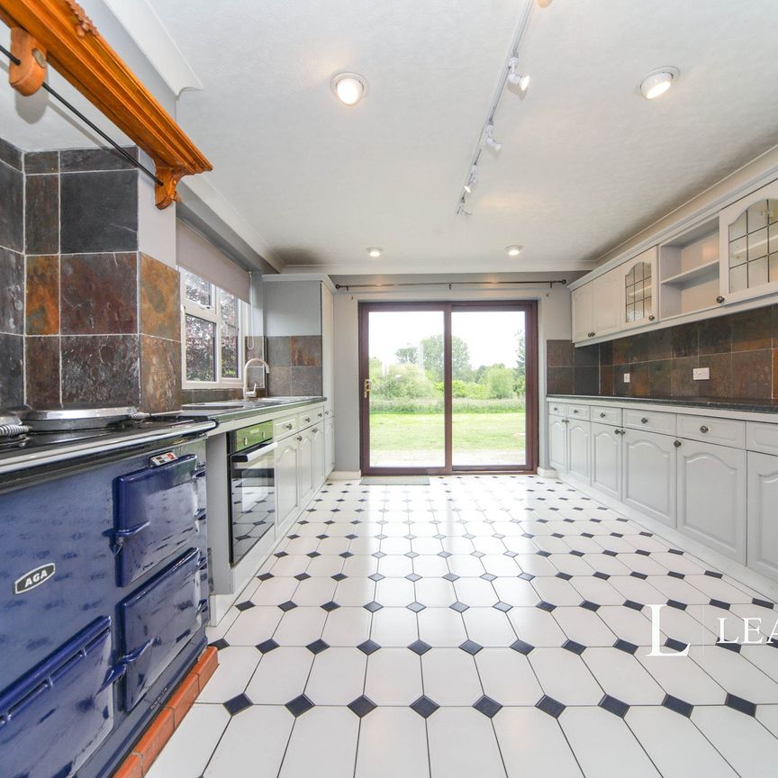 4 bedroom detached to rent Bromeswell, Woodbridge IP12 - Photo 1