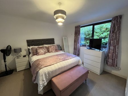 2 bed apartment to rent in Belle Vue Road, Poole, BH14 - Photo 5