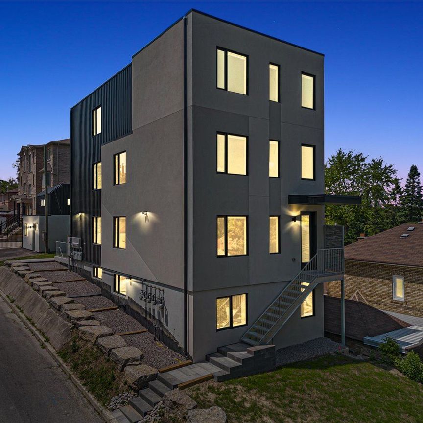 For Lease - 10 Summit Avenue Unit# 3, Toronto, Ontario - Photo 1