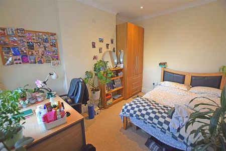 Africa Gardens, Heath/gabalfa, Cardiff, CF14 - Photo 3