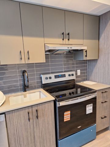 For Lease - 4878 Powers Common Unit# 302, Burlington, Ontario - Photo 2