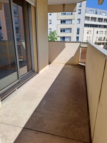 BEAU F2 COEUR DE VILLE - Photo 3