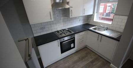 Broughton Avenue, Leeds, LS9 6BD - Photo 3