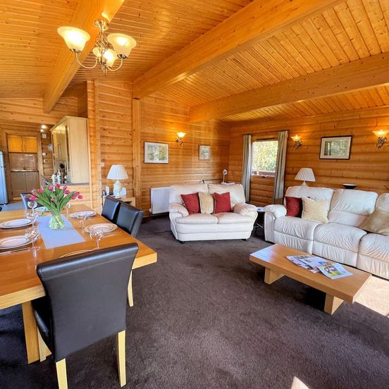 Dalbeattie - Photo 1