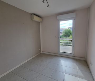 Location Appartement 3 pièces 66m² - Photo 4