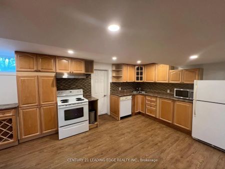 334 Jasper Avenue #BSMT - Photo 4