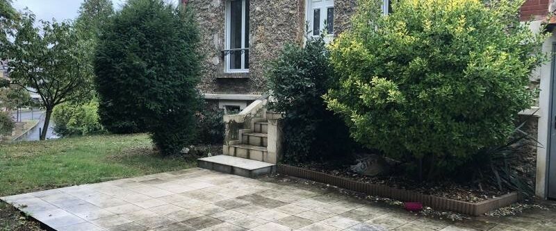 Appartement 2 Pièces + cave + parking extérieur - Photo 1