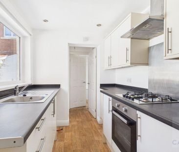 2 bedroom end of terrace house to rent - Photo 6