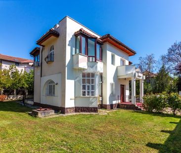 Vila versatilă de închiriat în zona Sisești - Fotografie 5