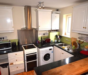 Large Double room-Horfield-Close to Hospital - Photo 2