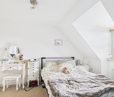 3 bedroom terraced house to rent - Photo 4