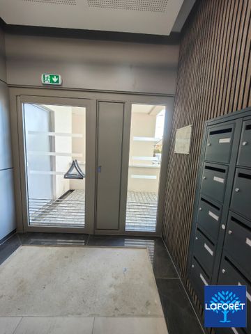 Apartment - Photo 2