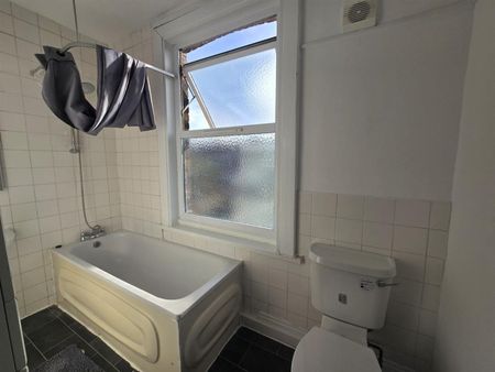 4 Bed Terraced House, Beechfield Road, N4 - Photo 4