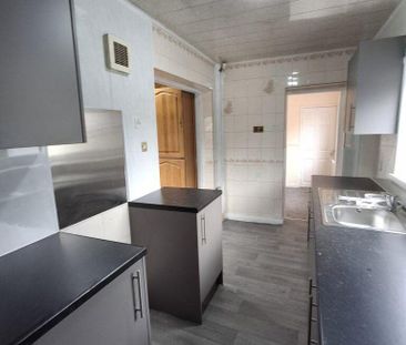 3 bedroom terraced house to rent - Photo 6