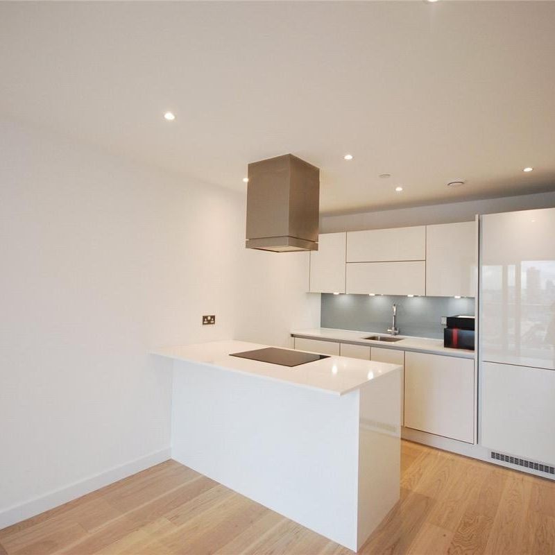 1 Bed Flat, Horizons Tower, E14 - Photo 1
