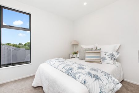 Near new 3 Bedroom townhouse - Photo 3