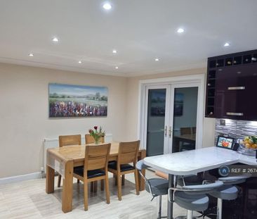 3 bedroom bungalow to rent - Photo 3