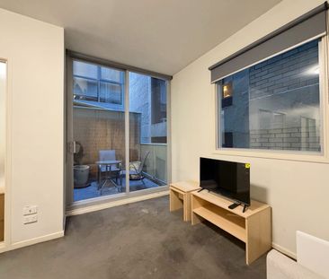Fully Furnished 2 Bedrooms Apartment - Photo 2