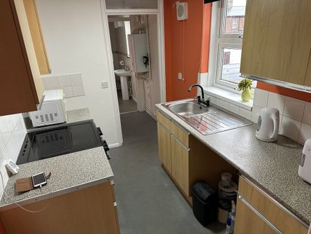 Tonning Street, Lowestoft - Photo 3