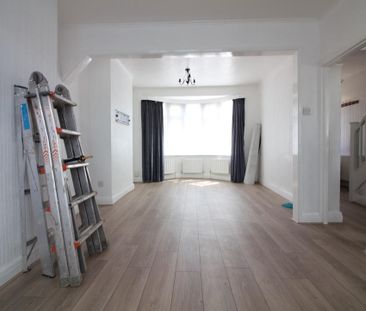 Rosecroft Road, Southall - Photo 4