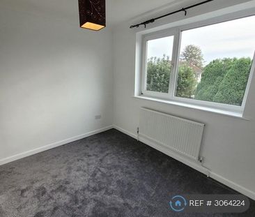 4 bedroom detached house to rent - Photo 6