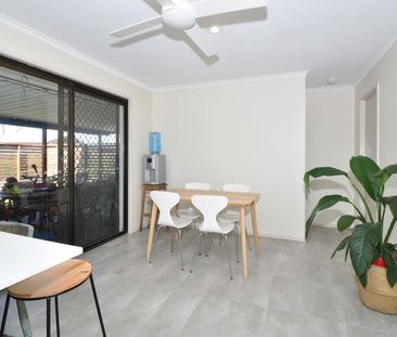 Renovated 3 Bedroom Duplex in Pottsville Waters - Photo 6