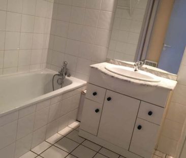 Appartement T2 / Bordeaux proche du jardin public - Photo 1