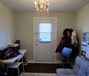 For Lease - 621 Wychwood Street, Oshawa, Ontario - Photo 3