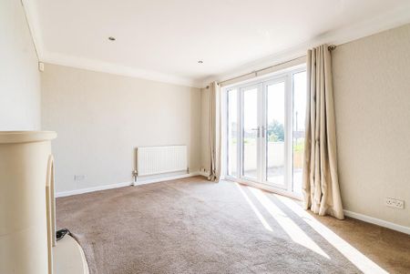 3 bedroom semi-detached house to rent - Photo 3