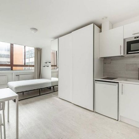 Studio to rent - Photo 3