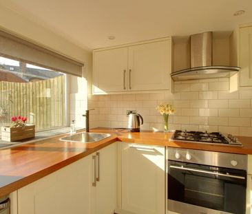 4 Bedroom - Photo 6