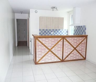 Location Appartement 2 pièces 31m² CAHORS 46000 - Photo 3