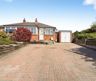 3 bedroom semi-detached bungalow to rent - Photo 2
