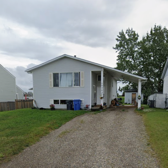 ROSS RESIDENCE 10703 - Lower - Photo 1