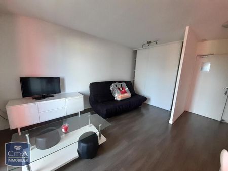 Location Appartement 1 pièce 25m² TOURS 37000 - Photo 2